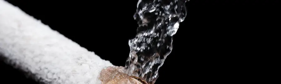Burst water pipe spraying inside a Des Plaines, IL home